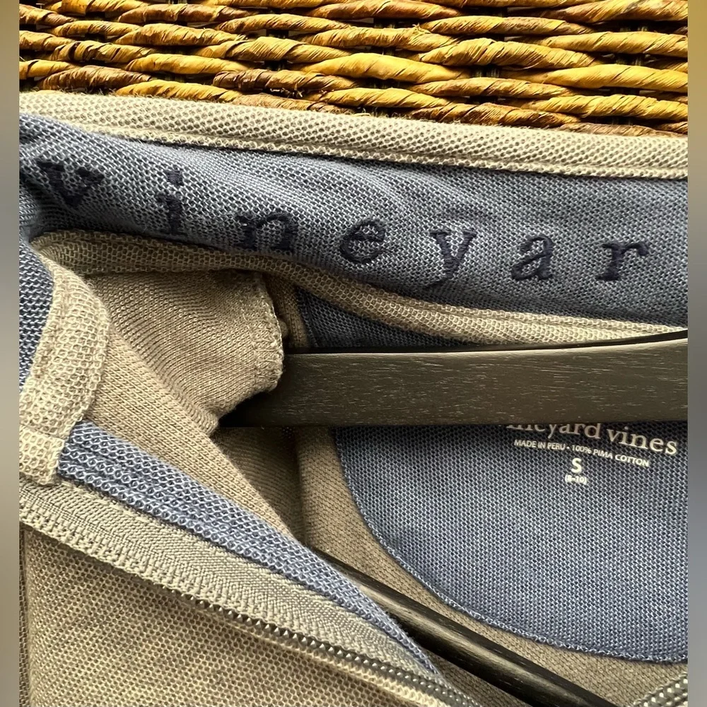 Vineyard Vines-‎ Grey Pima Cotton Quarter Zip - Size: Small